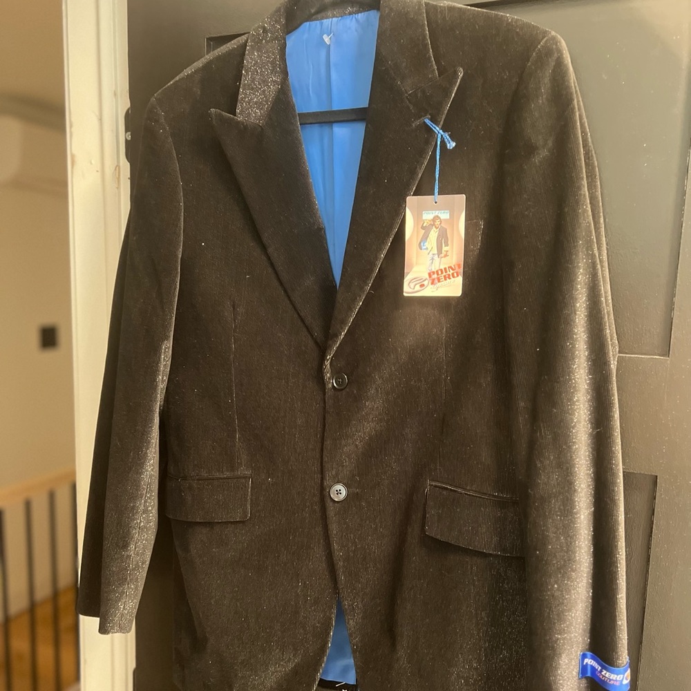 Point zero men’s black outside with a sparkle and blue inside sports blazer